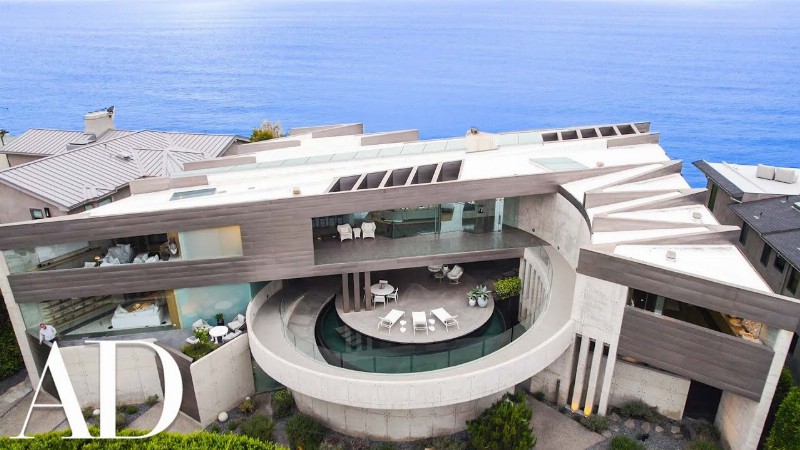 Inside A Futuristic $23500000 Oceanfront Mansion : On The Market : Architectural Digest