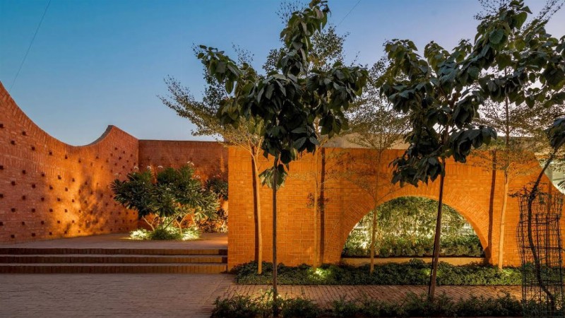 image 0 The Brick Wrap Corporate Office In Ahmedabad #india By Ua Lab (urban Architectural Collaborative)